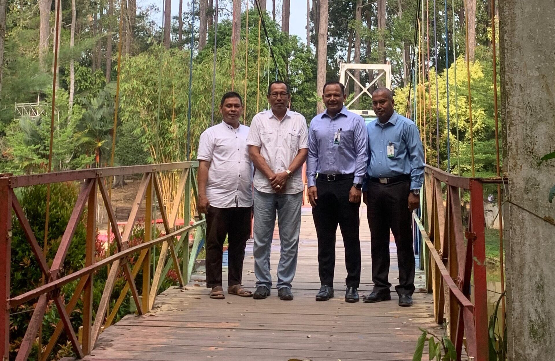 Kunjungan Bank Aceh Cabang Langsa ke Taman Hutan Kota Langsa