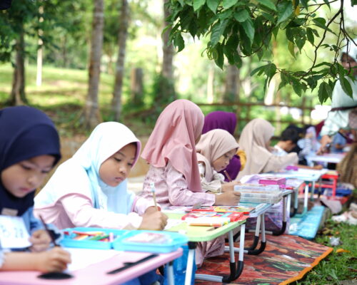 Lomba Mewarnai Gambar Tingkat TK dan SD se-Tiga Kabupaten Meriah Digelar di Taman Hutan Kota Langsa